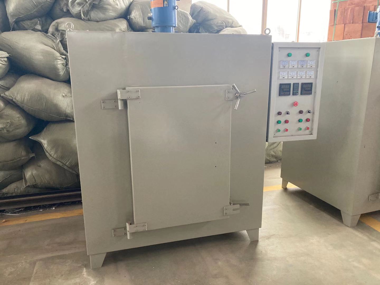 RPJ-24-6熱(rè)風(fēng)循環排膠爐